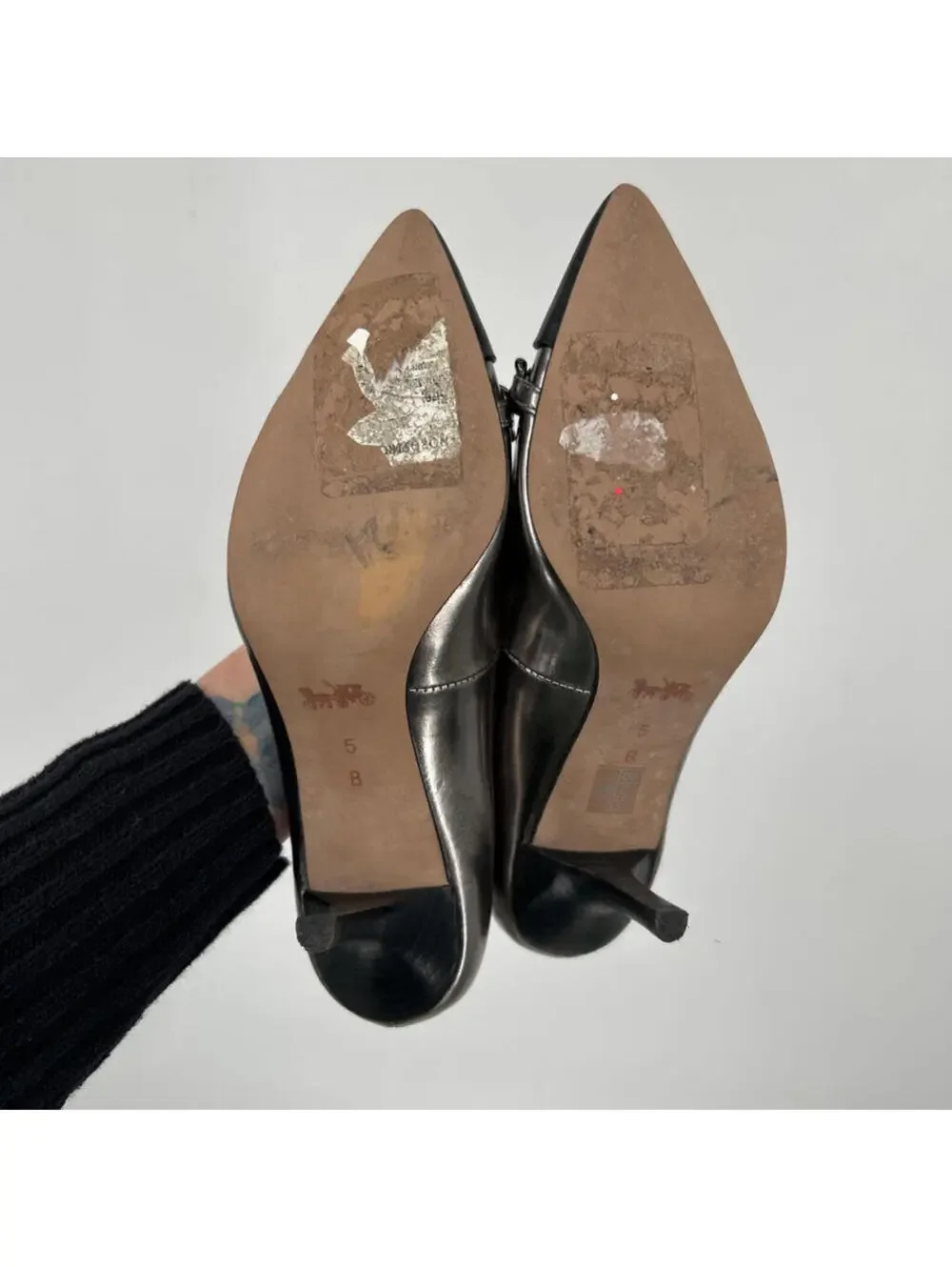 Women's Coach Bowery Pewter & Black Cap Toe Pointed Pumps 5